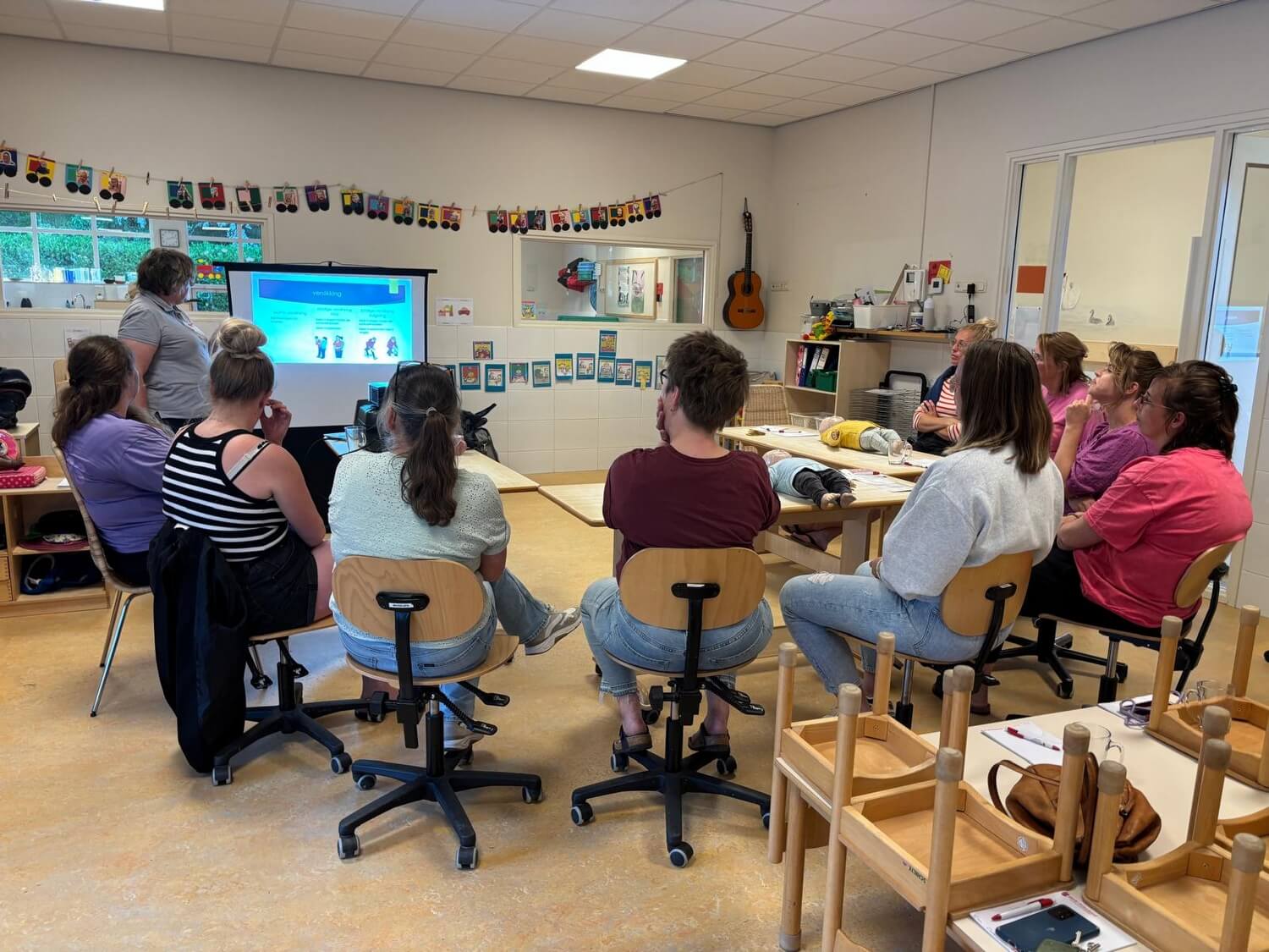Kinder EHBO op It fûgelnêst, weer bijgeschoold